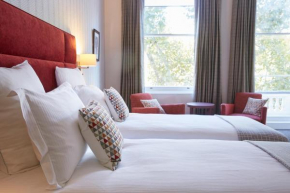 54 Queen's Gate Hotel